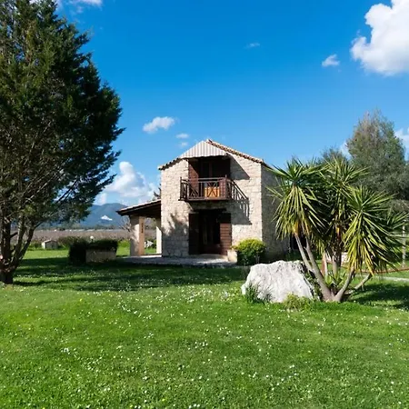 La Famille Merkati - Maison Antonis