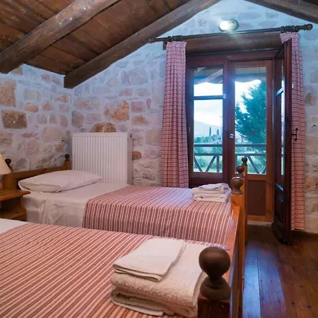 La Famille Merkati - Maison Antonis Casa vacanze *